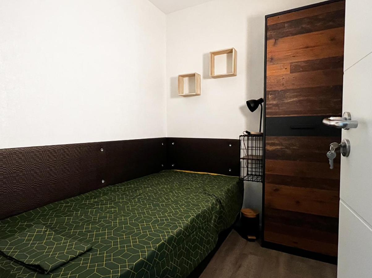 Mg-Quartier Hostel Monchengladbach Bagian luar foto