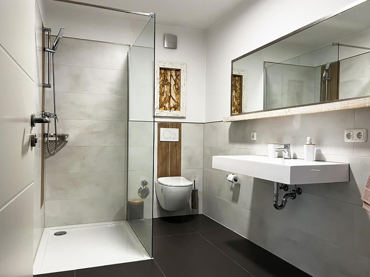 Mg-Quartier Hostel Monchengladbach Bagian luar foto