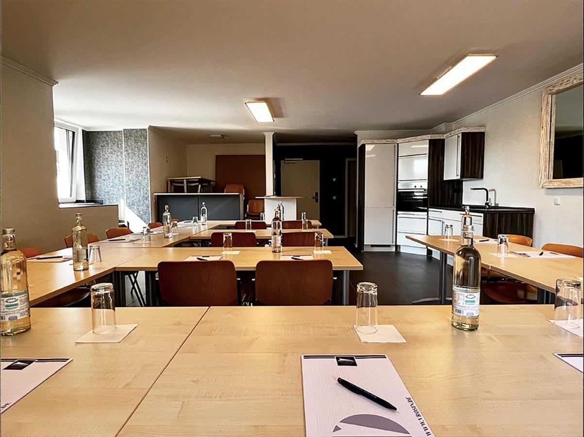 Mg-Quartier Hostel Monchengladbach Bagian luar foto