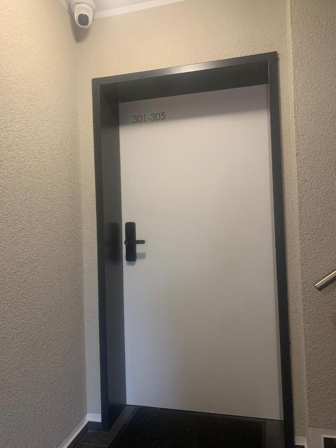 Mg-Quartier Hostel Monchengladbach Bagian luar foto