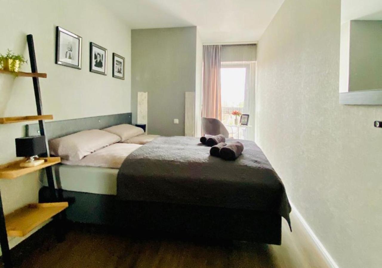Mg-Quartier Hostel Monchengladbach Bagian luar foto